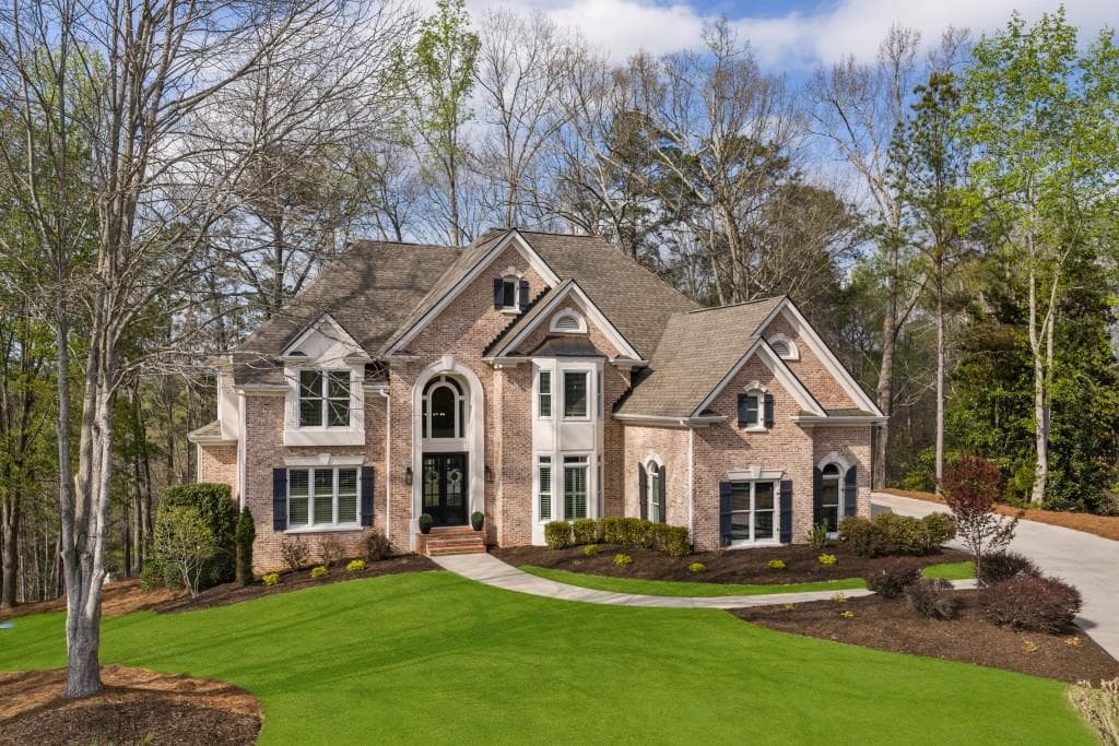 6 bedroom, 6 bathroom, 7,025 sq ft single family residence sold at 1050 Richmond Glen Circle, Milton, GA 30004