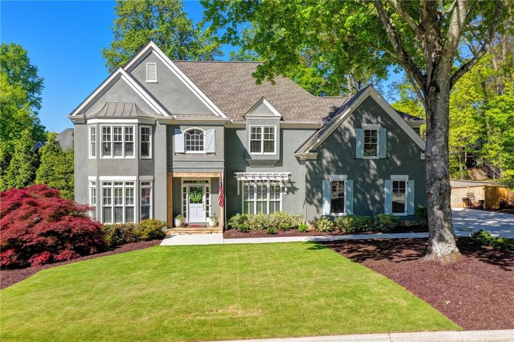 6 bedroom, 6 bathroom, 5,450 sq ft single family residence sold at 10280 Oxford Mill Circle, Johns Creek, GA 30022