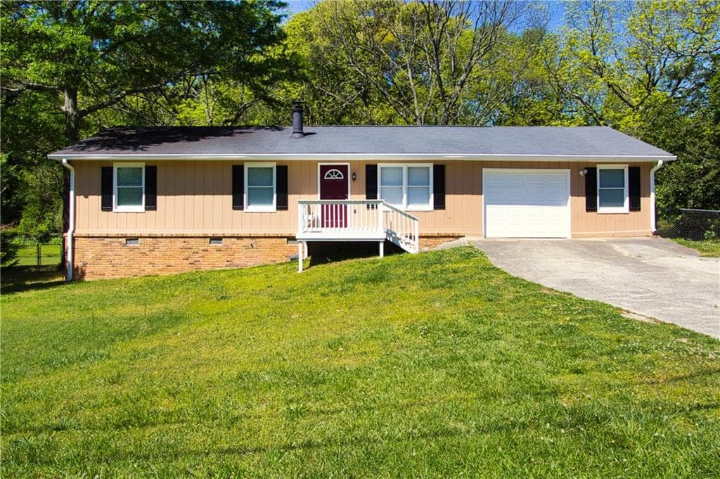 4 bedroom, 3 bathroom, 1,463 sq ft single family residence sold at 1835 North Road, Snellville, GA 30078