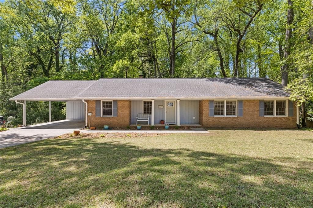 3 bedroom, 2 bathroom, 1,596 sq ft single family residence sold at 1809 Kimberly Drive, Marietta, GA 30008