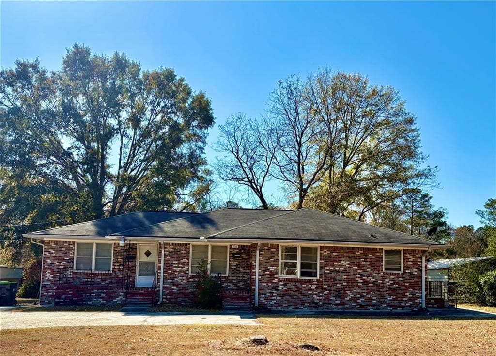 duplex sold at 707 Old Powder Springs Road, Mableton, GA 30126