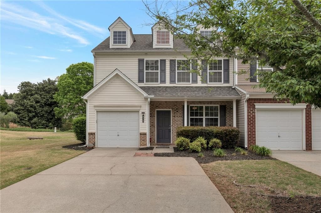 3 bedroom, 3 bathroom, 1,840 sq ft townhouse sold at 470 Windstone Trail, Alpharetta, GA 30004