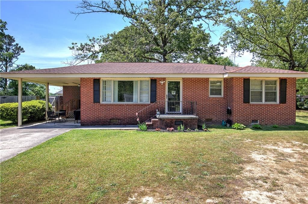 3 bedroom, 2 bathroom, 1,213 sq ft single family residence sold at 21 Sandy Beach Terrace, Rome, GA 30165