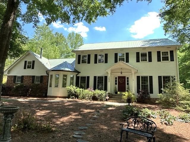 5 bedroom, 6 bathroom, 3,752 sq ft single family residence sold at 7635 Nesbit Ferry Road, Sandy Springs, GA 30350