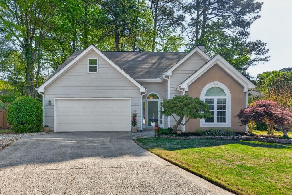 140 Blue Heron Lane, Alpharetta, GA 30009 — most recent listing photo