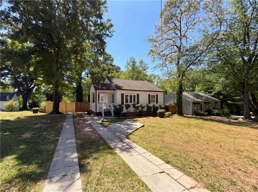2 bedroom, 1 bathroom, 702 sq ft single family residence under contract at 1918 Spring Avenue, Atlanta, GA 30344