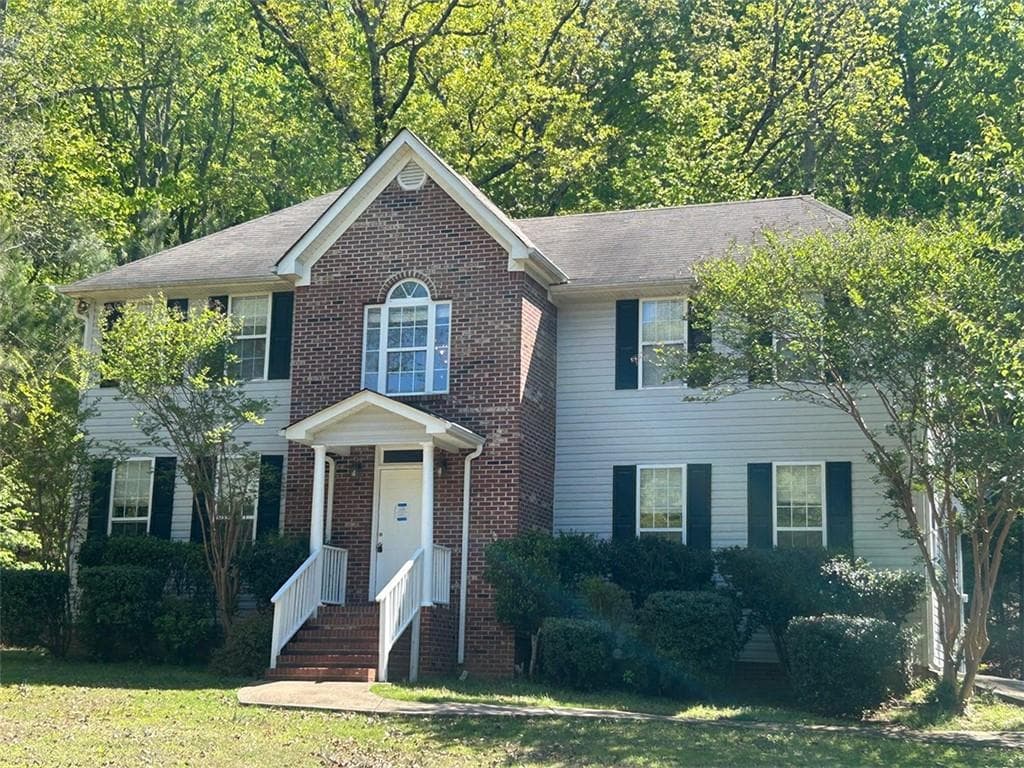 4 bedroom, 4 bathroom, 2,137 sq ft single family residence sold at 26 The Trail, Lindale, GA 30147