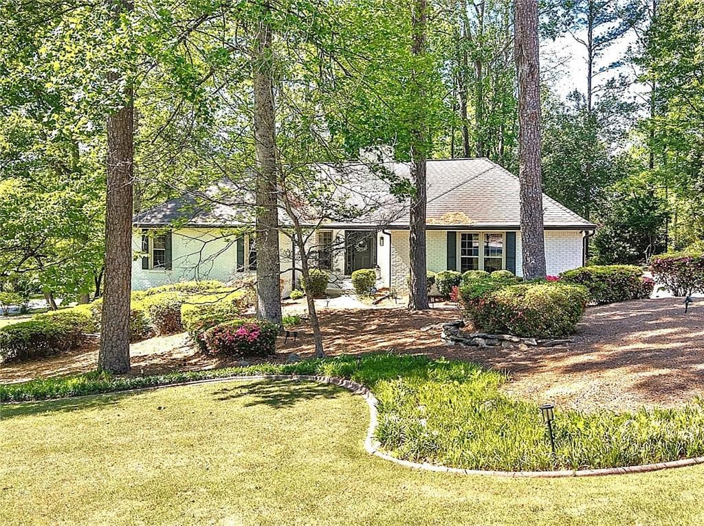 3 bedroom, 2 bathroom, 2,011 sq ft single family residence sold at 1792 Walker Ridge Drive, Marietta, GA 30064