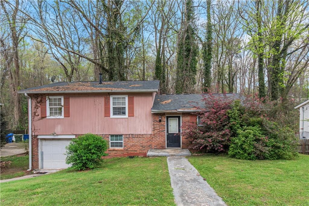 4 bedroom, 4 bathroom, 1,392 sq ft single family residence sold at 316 Argus Circle, Atlanta, GA 30331