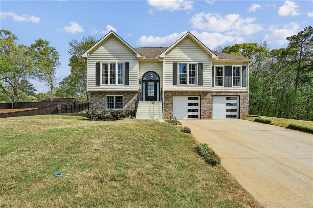 4 bedroom, 3 bathroom, 1,982 sq ft single family residence sold at 4368 Oakleaf Cove, Decatur, GA 30034