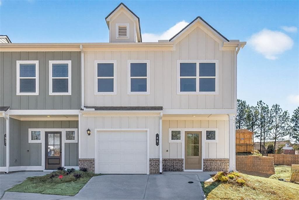 3 bedroom, 3 bathroom, 1,703 sq ft townhouse sold at 89 Alameda Street 12, Loganville, GA 30052