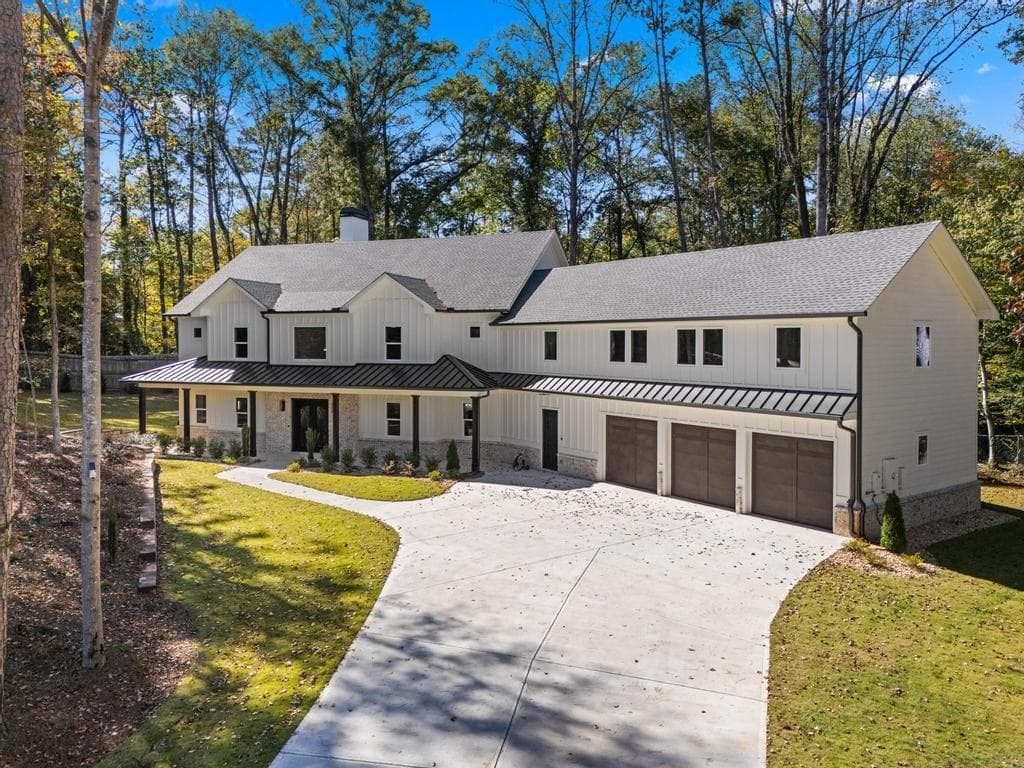 6 bedroom, 8 bathroom, 6,248 sq ft single family residence sold at 4611 Medlock Bridge Road, Peachtree Corners, GA 30097