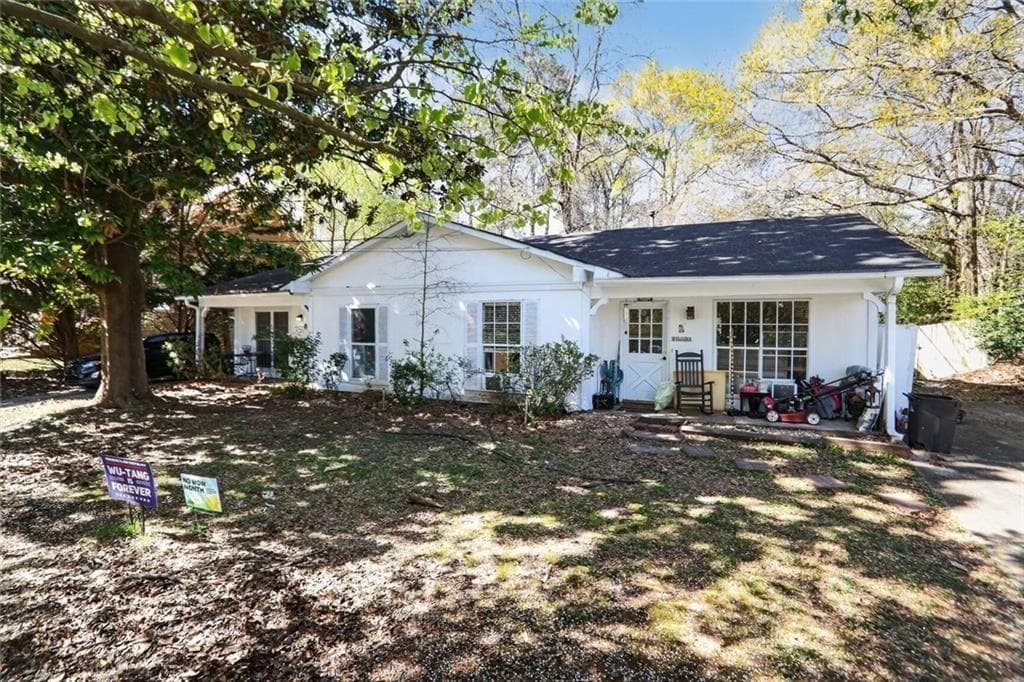 duplex under contract at 332 Lockwood Terrace, Decatur, GA 30030