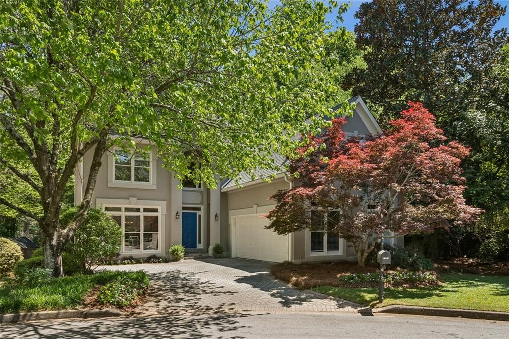 4 bedroom, 4 bathroom, 3,900 sq ft single family residence sold at 2651 Willow Cove, Decatur, GA 30033