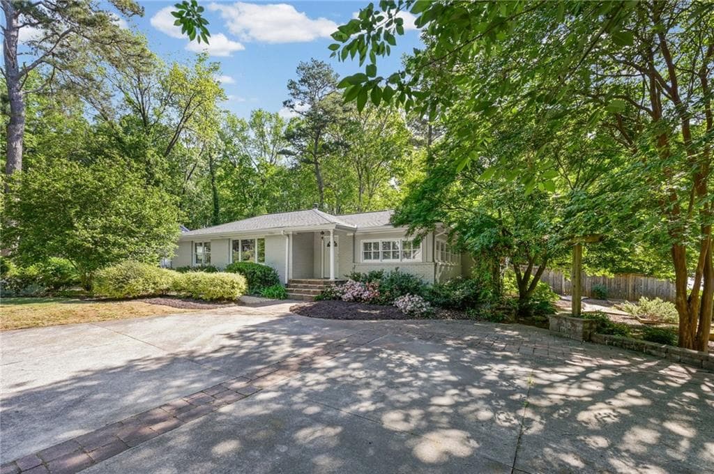 835 Willivee Drive, Decatur, GA 30033 — most recent listing photo
