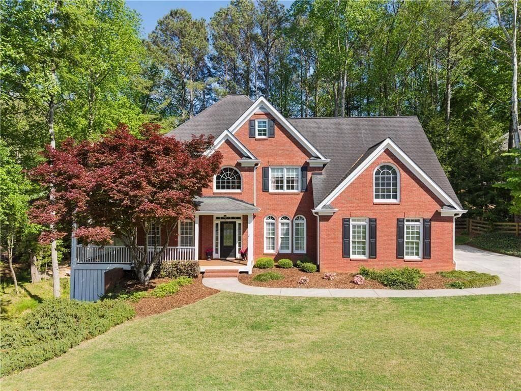 5 bedroom, 4 bathroom, 4,299 sq ft single family residence sold at 1024 Avery Creek Drive, Woodstock, GA 30188