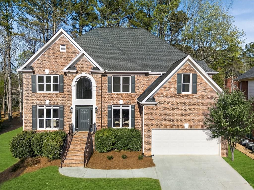 7 bedroom, 5 bathroom, 5,340 sq ft single family residence sold at 150 Welford Trace, Alpharetta, GA 30004