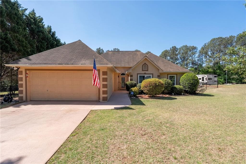 3 bedroom, 2 bathroom, 1,605 sq ft single family residence sold at 4819 Camden Drive, Conyers, GA 30094