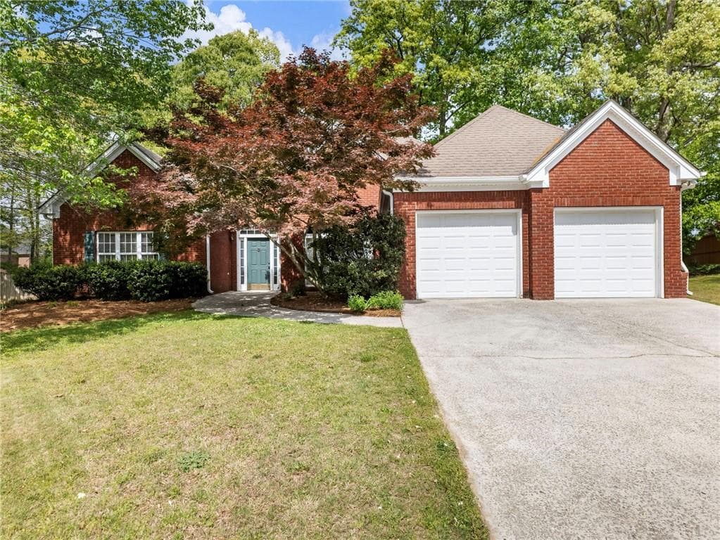 3 bedroom, 2 bathroom, 2,064 sq ft single family residence under contract at 4001 Asheville Court, Buford, GA 30519