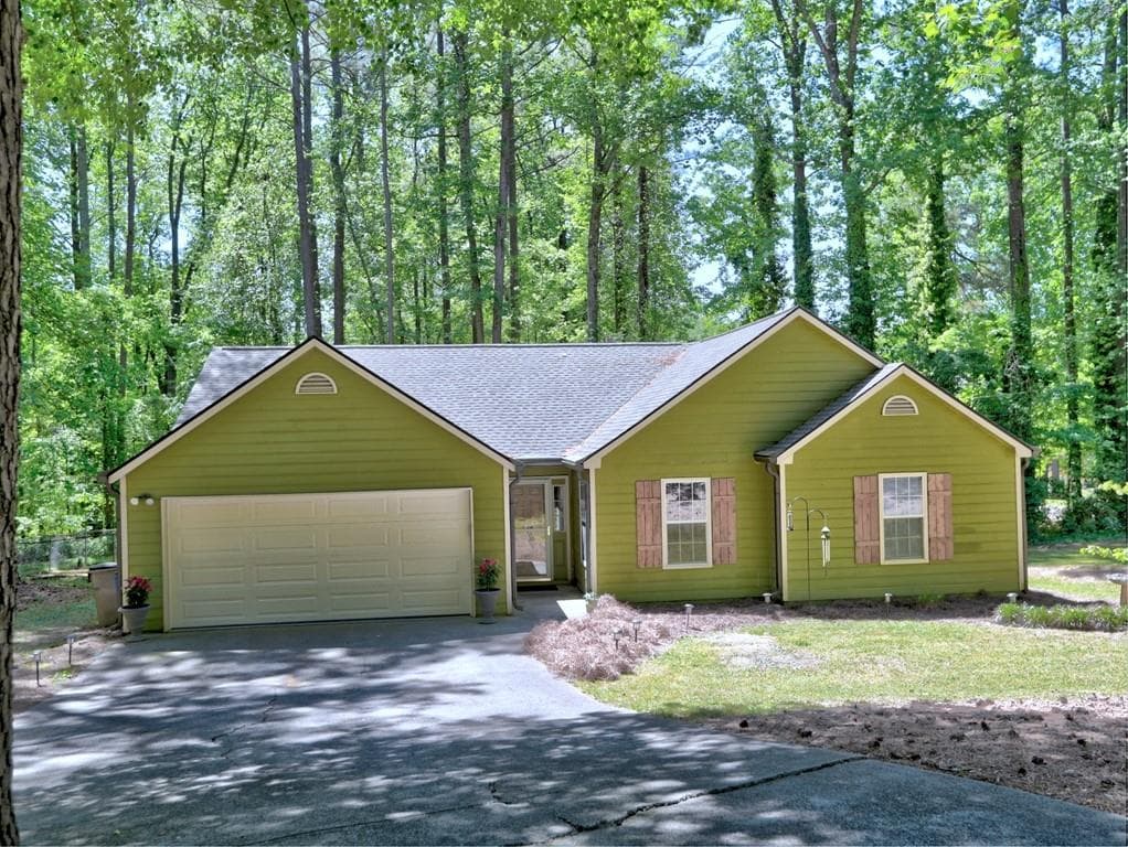 3 bedroom, 2 bathroom, 1,628 sq ft single family residence sold at 502 Brolley Place, Woodstock, GA 30189