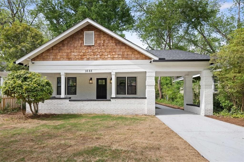 3 bedroom, 3 bathroom, 1,836 sq ft single family residence sold at 1655 Westwood Avenue, Atlanta, GA 30310