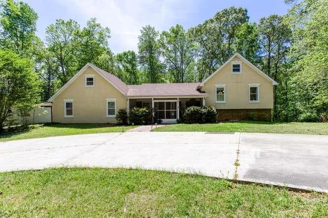 5 bedroom, 3 bathroom, 4,400 sq ft single family residence for sale at 4854 Ivey Lane, Douglasville, GA 30135