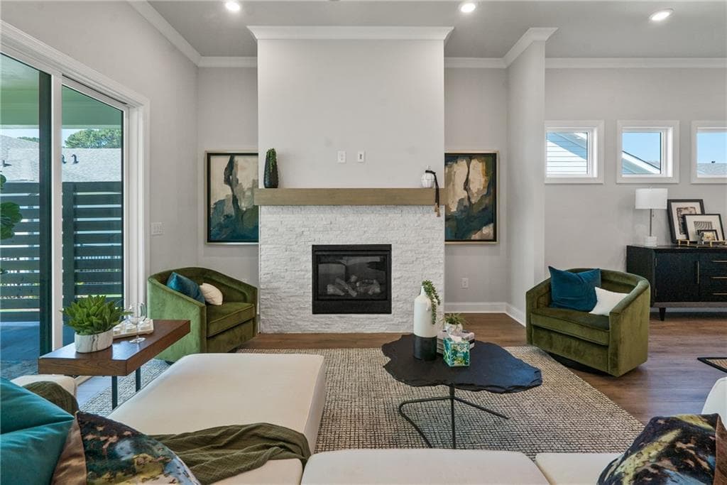3 bedroom, 3 bathroom, 2,300 sq ft single family residence sold at 557 Pearl Street, Cumming, GA 30040