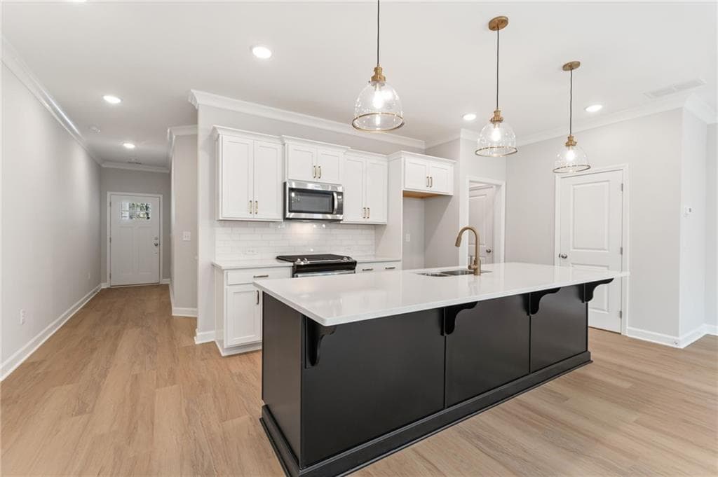 3 bedroom, 3 bathroom, 1,805 sq ft townhouse sold at 337 Colsen Drive, Acworth, GA 30102