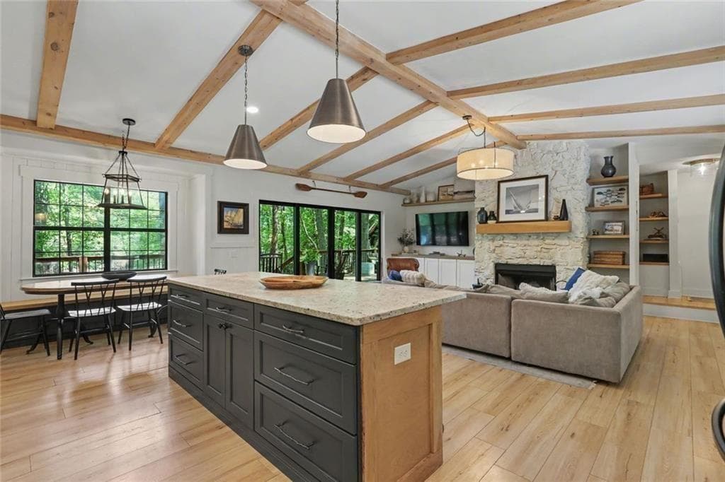 4 bedroom, 3 bathroom, 1,660 sq ft single family residence for sale at 159 Manor Oak Trail, Toccoa, GA 30577