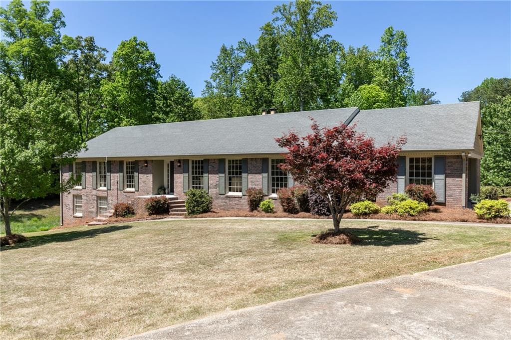 3 bedroom, 2 bathroom, 2,494 sq ft single family residence sold at 3554 Geralding Street, Powder Springs, GA 30127