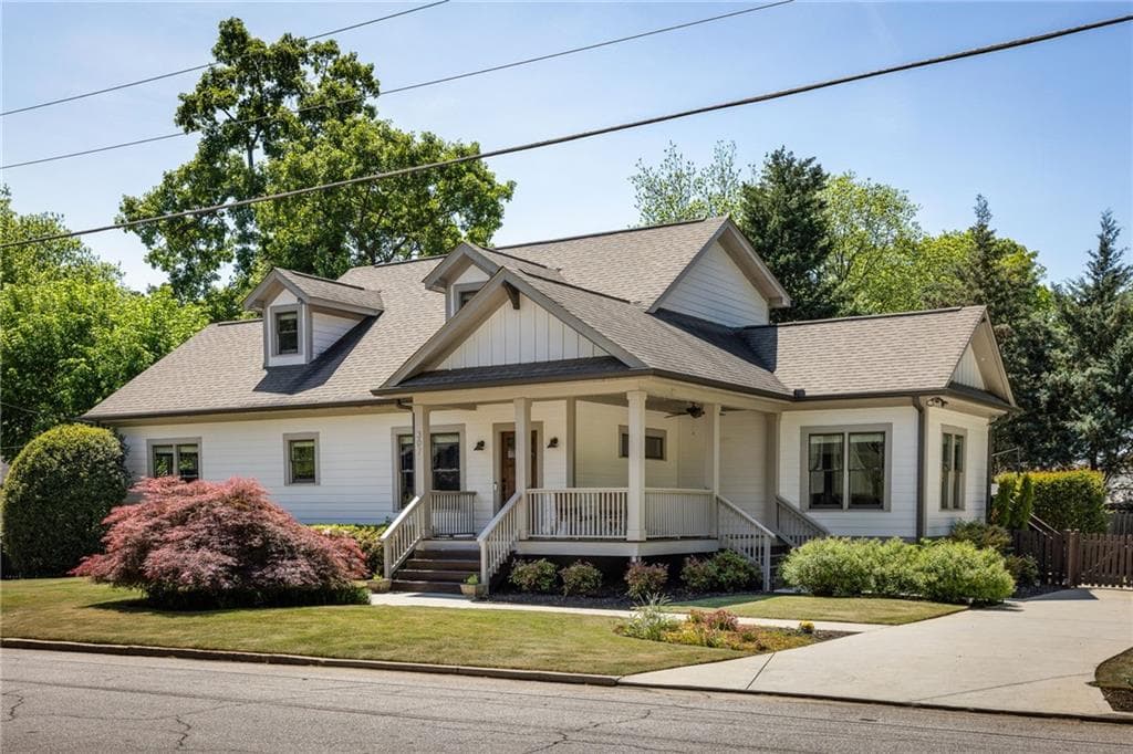 4 bedroom, 3 bathroom, 2,360 sq ft single family residence sold at 307 Ashburton Avenue, Atlanta, GA 30317