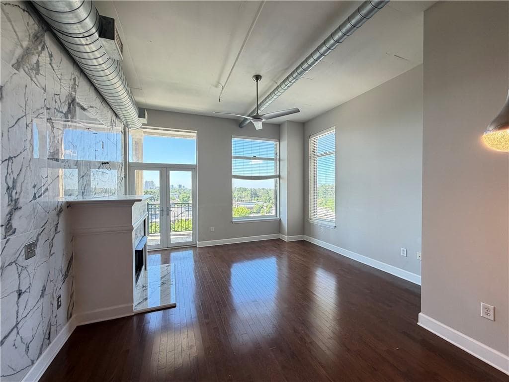 2 bedroom, 2 bathroom, 1,270 sq ft condominium for sale at 3820 Roswell Road 902, Atlanta, GA 30342