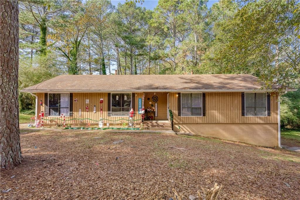 duplex sold at 4881 Valley Dale Drive, Lilburn, GA 30047
