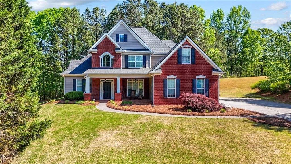 5 bedroom, 3 bathroom, 2,548 sq ft single family residence sold at 116 Mallard Court, Carrollton, GA 30116