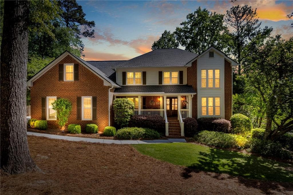5 bedroom, 4 bathroom, 2,902 sq ft single family residence sold at 7585 Hunters Woods Drive, Atlanta, GA 30350