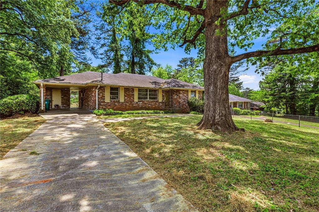 3 bedroom, 2 bathroom, 1,307 sq ft single family residence sold at 1949 Capri Drive, Decatur, GA 30032