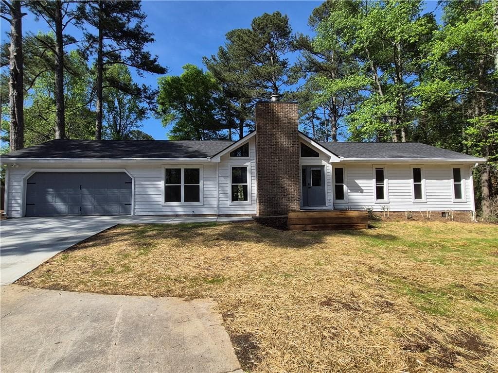 4 bedroom, 2 bathroom, 1,742 sq ft single family residence sold at 2790 E Hwy 166, Carrollton, GA 30116