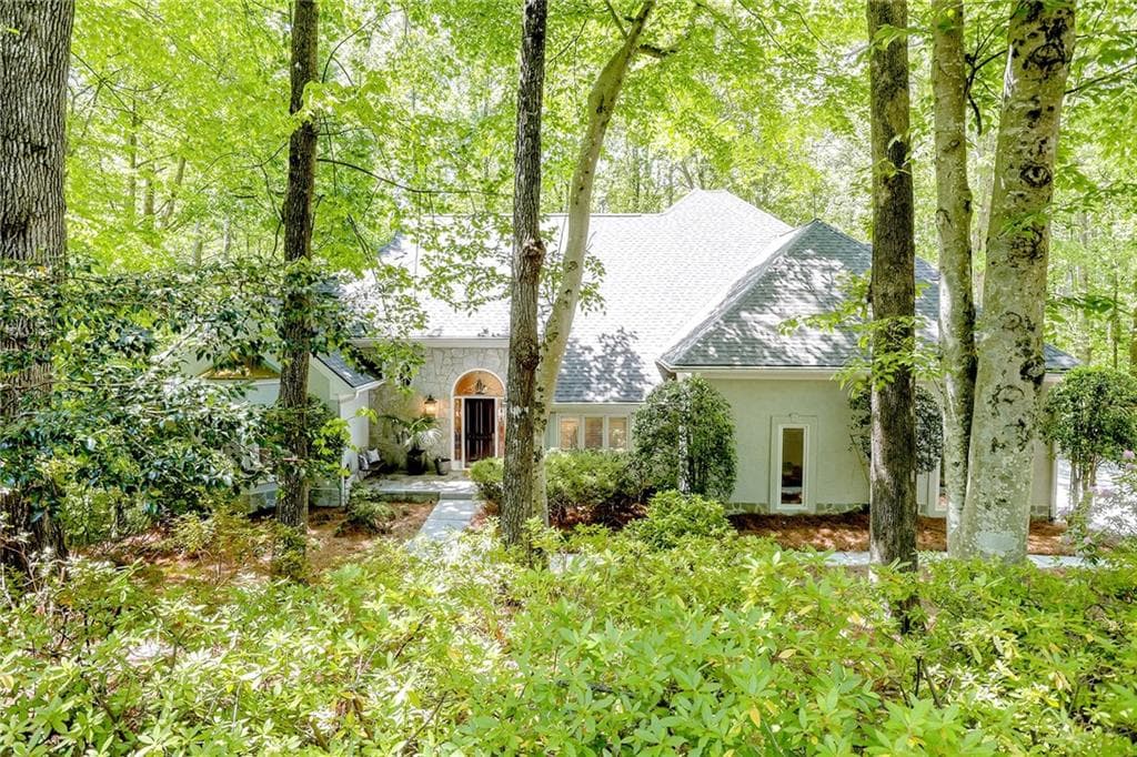 4 bedroom, 5 bathroom, 4,111 sq ft single family residence sold at 5660 Errol Place, Atlanta, GA 30327