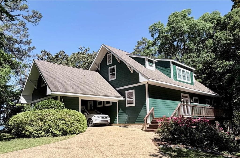 5 bedroom, 7 bathroom, 4,925 sq ft single family residence sold at 12 Rosalyn Road, Georgetown, GA 39854