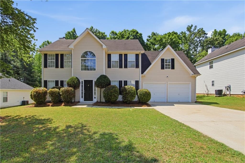 4 bedroom, 3 bathroom, 2,096 sq ft single family residence sold at 170 Creekview Boulevard, Covington, GA 30016