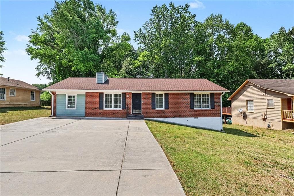 4 bedroom, 2 bathroom, 1,568 sq ft single family residence sold at 2382 Old Rex Morrow Road, Ellenwood, GA 30294