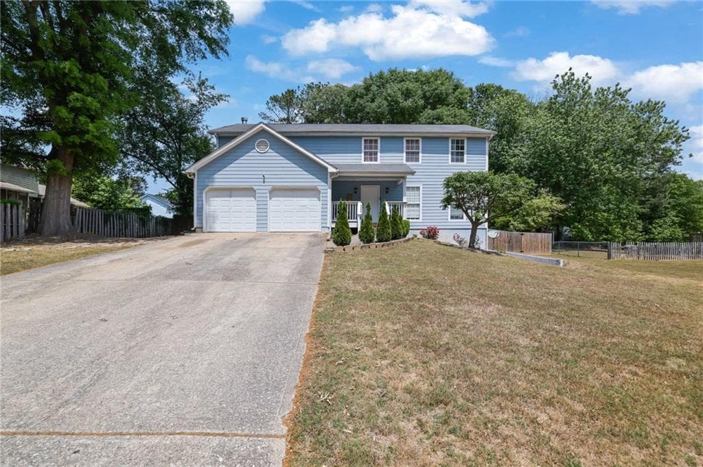 5 bedroom, 3 bathroom, 3,074 sq ft single family residence sold at 1895 Meadowchase Court, Snellville, GA 30078