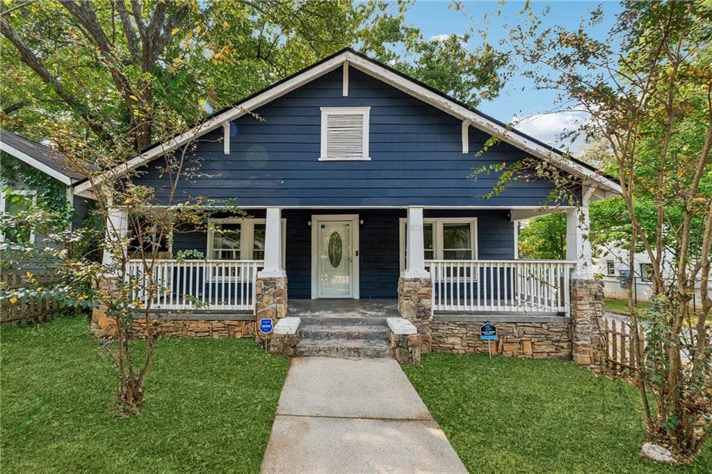 3 bedroom, 3 bathroom, 1,519 sq ft single family residence sold at 1022 Ashby Grove, Atlanta, GA 30314