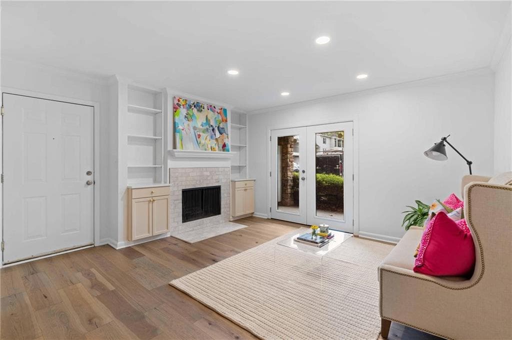 2 bedroom, 2 bathroom, 1,073 sq ft condominium sold at 1150 Collier Road A1, Atlanta, GA 30318
