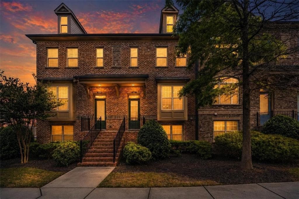 1097 Township Square, Alpharetta, GA 30022 — most recent listing photo