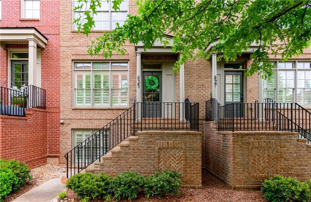 3 bedroom, 4 bathroom, 2,400 sq ft townhouse sold at 825 Virginia Park Circle, Atlanta, GA 30306