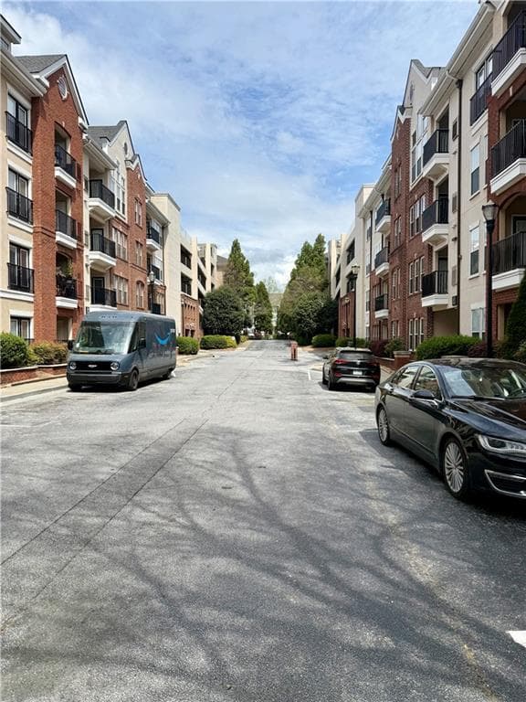 1 bedroom, 1 bathroom, 845 sq ft condominium sold at 1850 Cotillion Drive 2307, Dunwoody, GA 30338