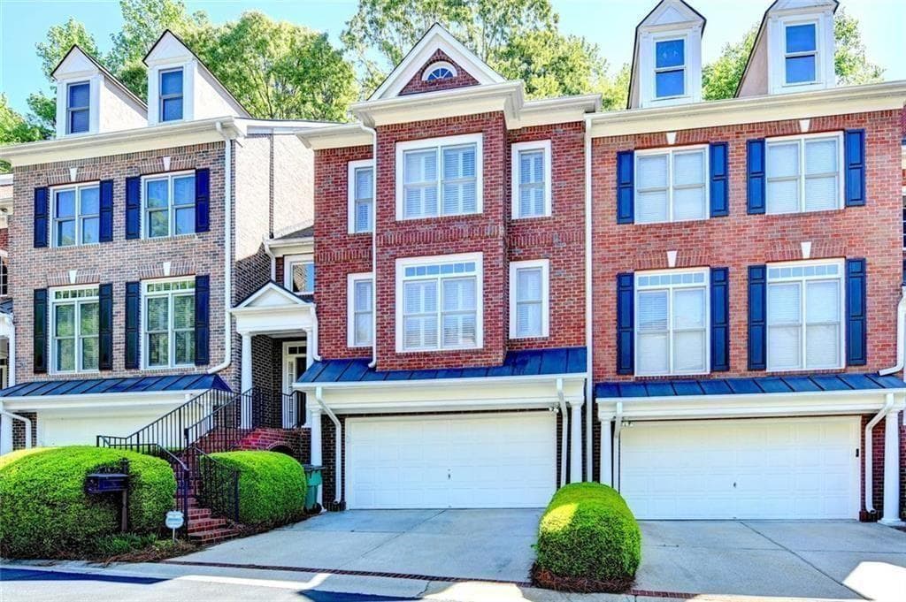 3 bedroom, 4 bathroom, 3,346 sq ft townhouse sold at 16 Carrington Way, Atlanta, GA 30328