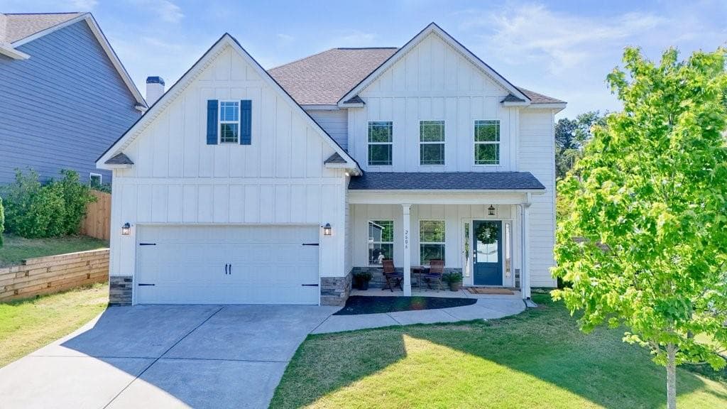 5 bedroom, 3 bathroom, 2,850 sq ft single family residence sold at 2606 Chase Ridge, Kennesaw, GA 30144