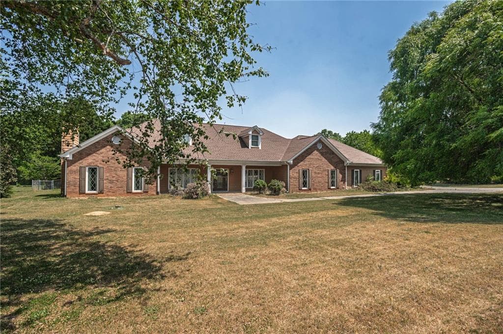 3 bedroom, 3 bathroom, 3,504 sq ft single family residence under contract at 1520 Old Monroe Madison Highway, Monroe, GA 30655